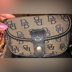 Vintage Dooney Bourke DB Signature Logo Gray Canvas Makeup Bag Wristlet